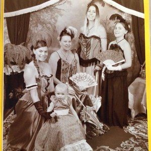 Meet your Posher, Joyce